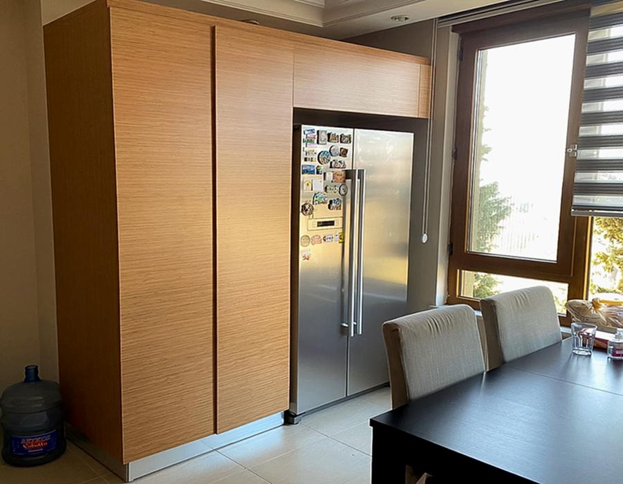 D6 Evi